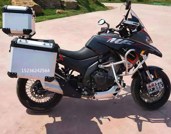 Doule applies to the Mori MG 500 aluminum alloy three - box corner tail box stainless steel bumper bumper modification