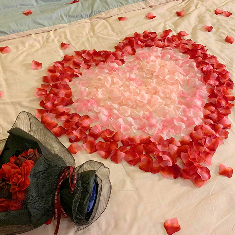 Rose Emulation Outdoor Wedding Wedding Wedding Petal Wedding house Placement coursework decoration Table white wedding bed Fake Petal Scene