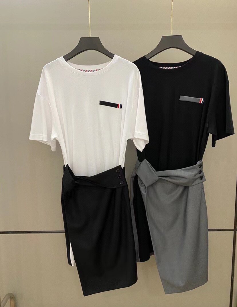 TBt-shirt suit 21 years summer riding the wind and breaking the waves sister same style tide dress irregular slit half skirt pure cotton mid-length g