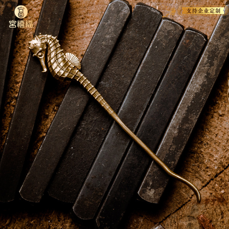 Xinwen Palace style of the style of the Guohuan original hippocampus hand-picked ear spoon small and fine gift