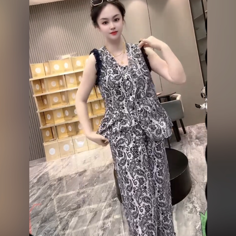 Summer New Style High-End Printed Sleeveless Wide-Leg Pants Pajama Set, Waist-Cinching and Slimming, Can Be Worn Outside for a Stylish Look Summer New Style High-End Printed Sleeveless Wide-Leg Pants Pajama Set, Waist-Cinching and Slimming, Can Be Worn Outside for a Stylish Look