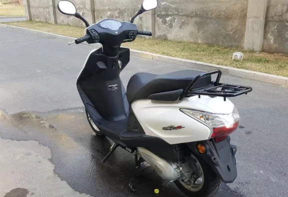 Xử lý một số cổ phiếu xe tay ga Sundiro Honda e Yun 110 FI SHD110T-2 EFI - mortorcycles