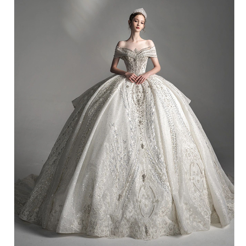  M+White wedding dress   - $1.57 