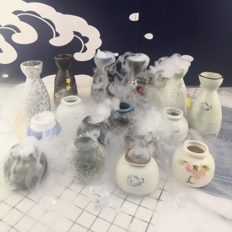 Japanese-style toothpick tube ceramic toothpick small cans sushi sashimi decoration plate decoration decoration dry ice cup pot container