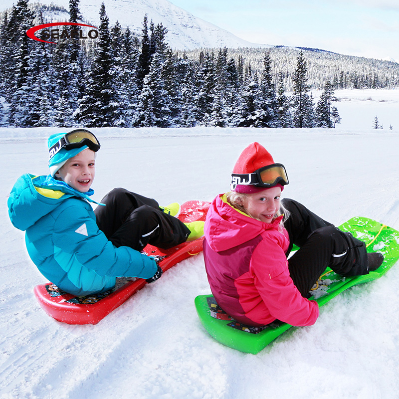 Grass skis, children's snowboards, fashionable and environmentally friendly plastic sandboards, children's water boogie boards, water boards