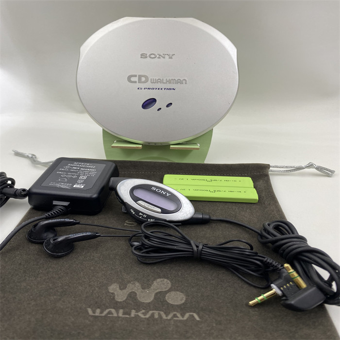 動作確認済】SONY CD WALKMAN D-E990 CDウォークマン 【公式通販】 動作確認済】SONY CD WALKMAN D-E990 CDウォークマン 【公式通販】