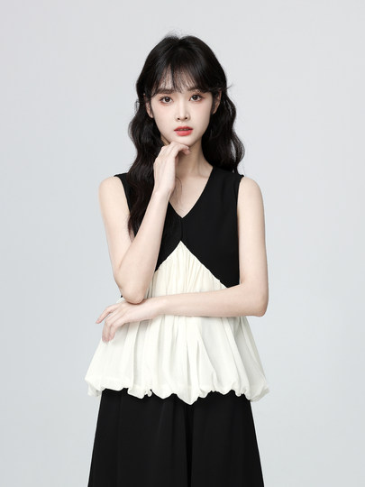 French-Style V-Neck Vest for Women, Summer Outerwear, 2026 Summer New Design, Black Ruffle Splicing Sleeveless Top