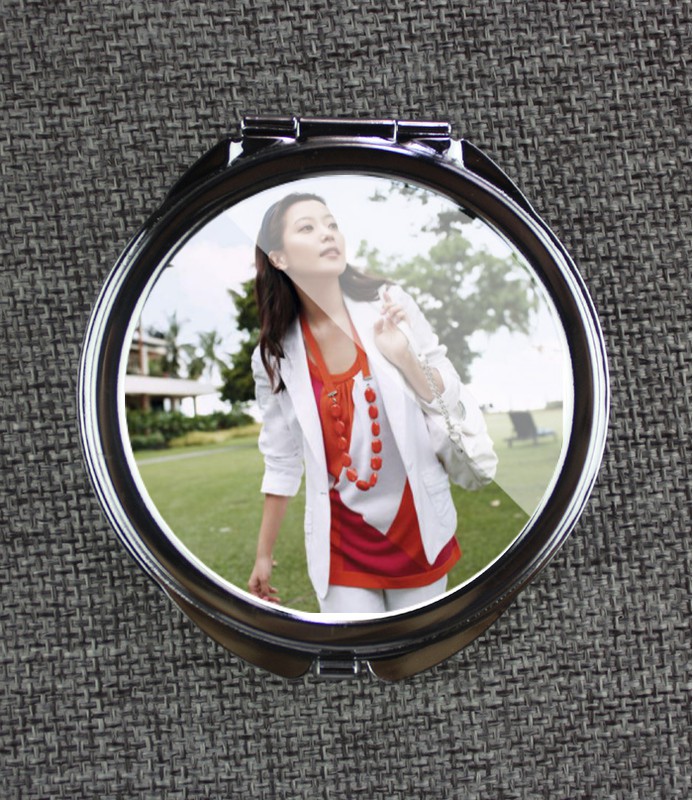 Portable cosmetic mirror custom Kim Hee-good to picture Photos Carry-on Mini-sided folding mirror between men and women 1559