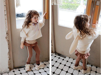 88 Spot niche trend brand puell FLO autumn and winter childrens ears short plus velvet sweater leggings white