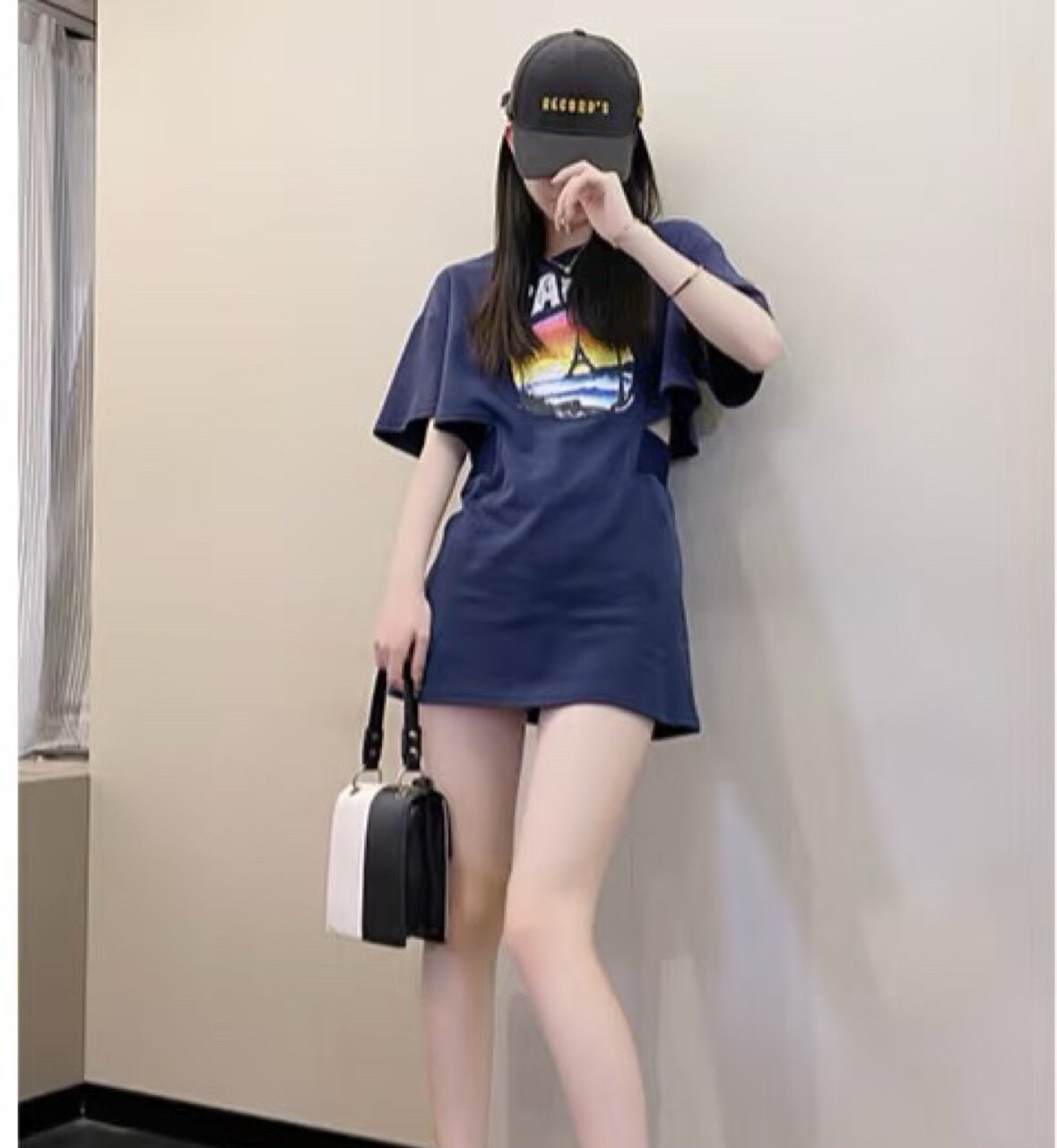 XINFEINI 轻奢女包的LOGO