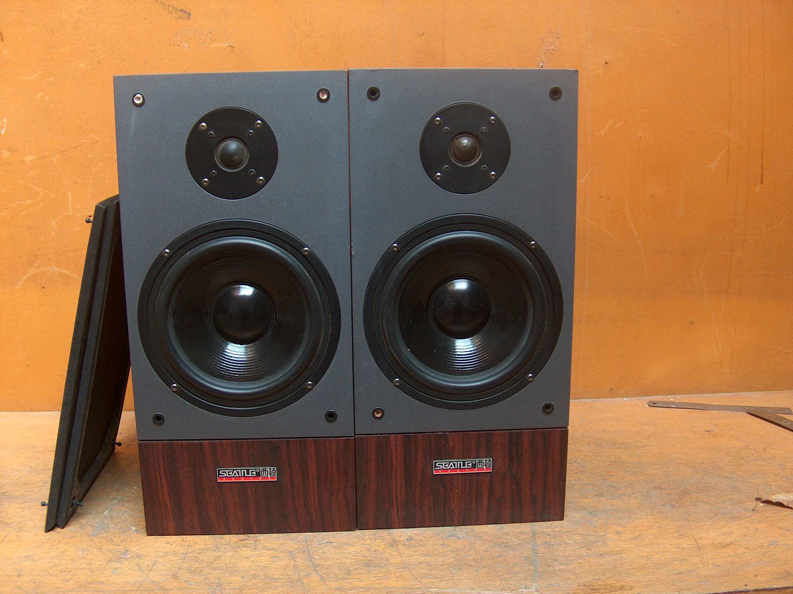 US joint venture 8-inch bookshelf-type trumpeter has a mask sound quality good no physical picture shipping overvalued