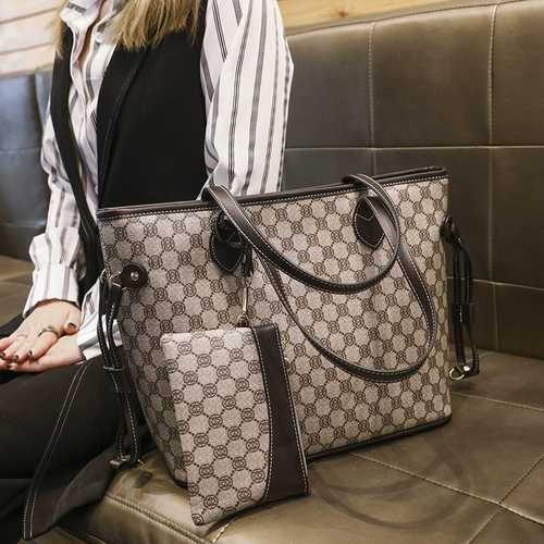 Вместительный и большой шоппер, вместительная и большая портативная сумка на одно плечо для отдыха, Гонконг, из натуральной кожи, коллекция 2023