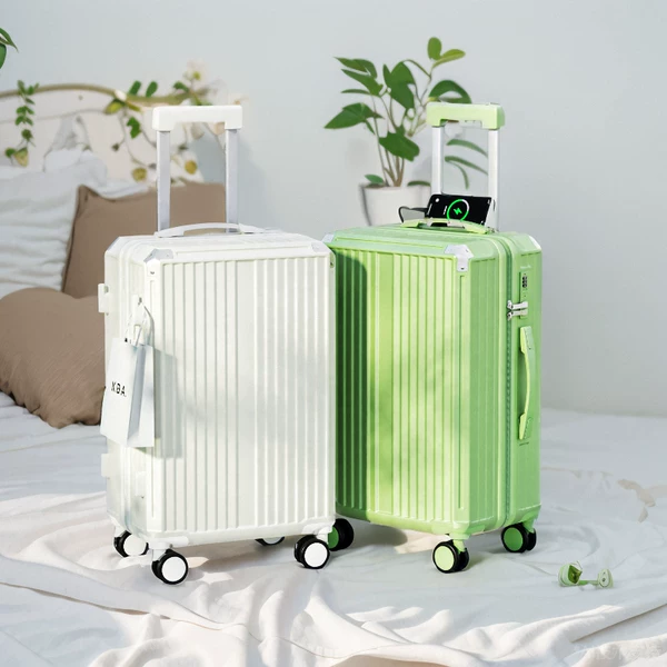 Товары от 骆牛骑仕旅行箱包