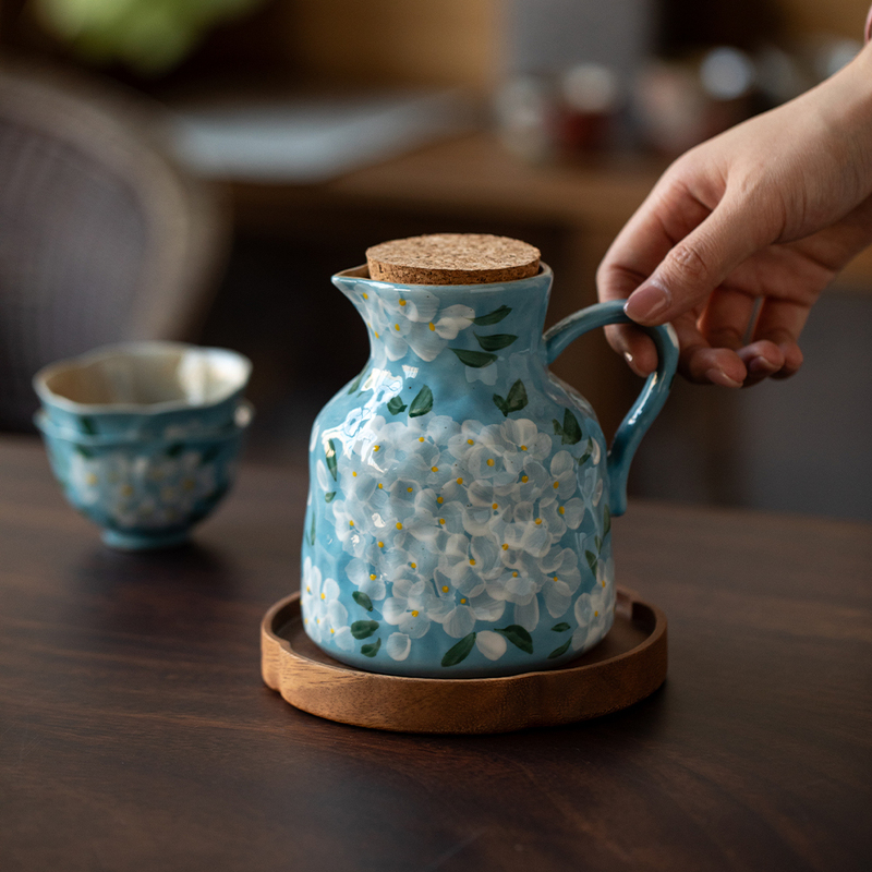 Retro Hand-Painted Ceramic Teapot with Underglaze Color, High Appearance Value, One Pot and Two Cups Set, Large Capacity Chinese-Style Ceramic Tea Maker
