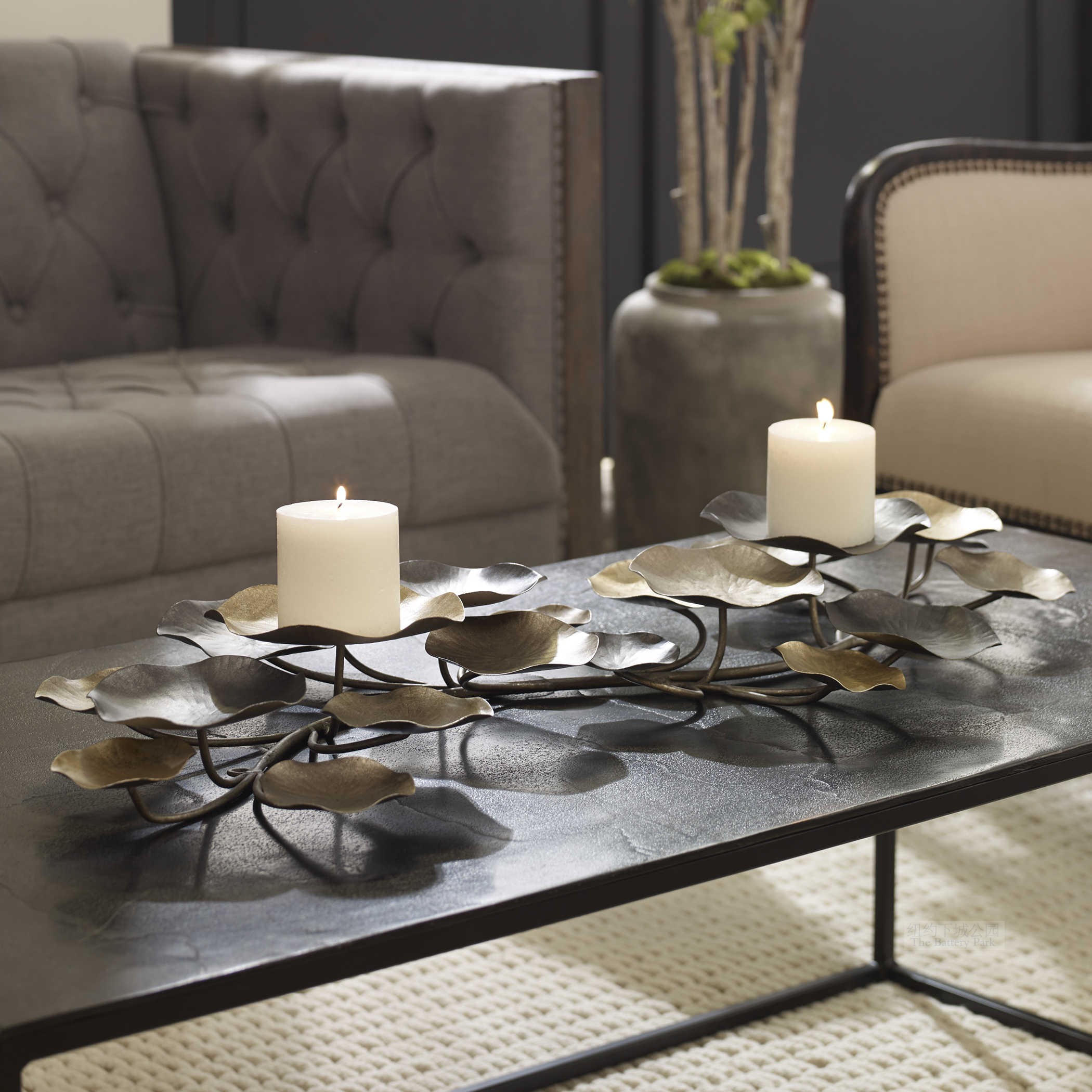 Spot New York Lower City Park imports should be raw flowers large champagne silver metal water lily candle holder can be hung and placed