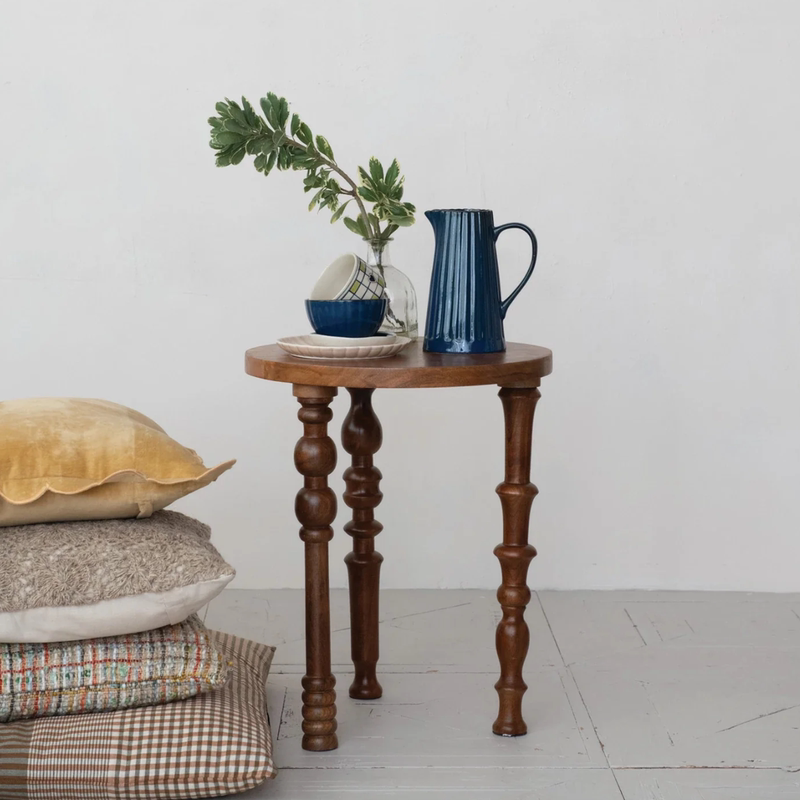 New York Lower City Park Imported Whimsical Twisted-Footed Neoclassical Wooden Side Table Figurine