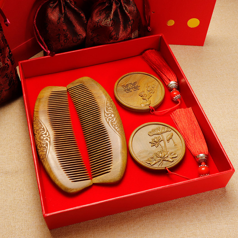 Green sandalwood comb mirror set mirror comb wedding celebration dowry hi bride back souvenir Valentine's Day girlfriend
