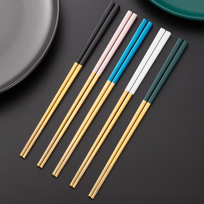 Net red 304 stainless steel chopsticks household high-grade Nordic light luxury wind non-slip anti-mildew resistant high temperature couple two pairs