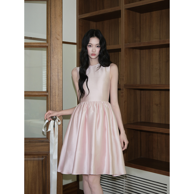 Avenement/Silk Satin Dress/Pink Light Luxury Dress with Waist-Cinching Silk Skirt for Engagement Women