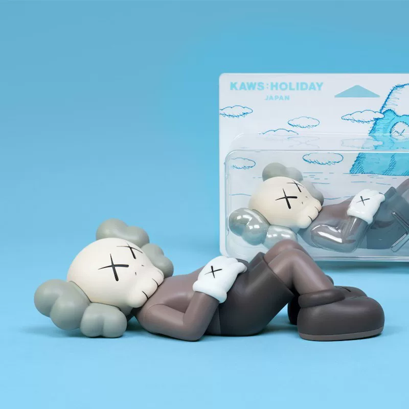 [Организованный продукт] KAWS HOLIDAY Япония Станция Фудзи Ограниченная серия Подлинная точечная тенденция