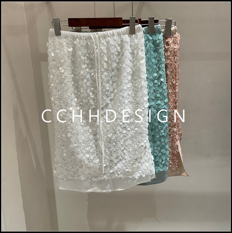 European Women's Fashion 2026 Spring New Sequin Skirt with Drawstring Elastic Waist, Slimming Effect, and Shimmering Sequins