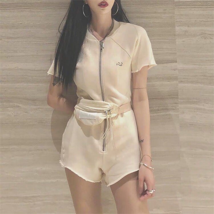 (A small amount of stock) SMFK Sun Yi's official heartbreak one-piece Tee two-color reflective bodysuit jacket