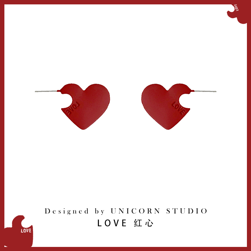 IU with the same sweet red paint love earrings female personality net red LOVE earrings simple temperament small earrings