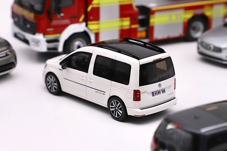 O1CN01vfgJTh1zFKE0vaCQV !!305486684