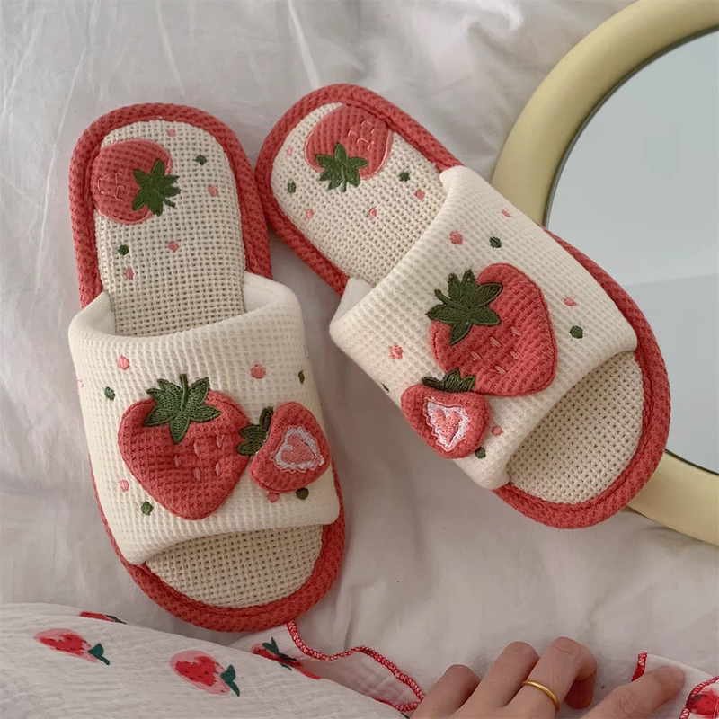 Linen Strawberry Indoor Floor Slippers Home Sweat-Absorbent Silent Cotton Linen Non-Slip Soft Sole Anti-Odor Linen All Seasons Spring and Autumn