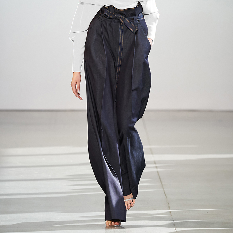 Summer Anti-Wrinkle Drapey Denim Wide-Leg Pants for Women, Unique High-Waisted, Flower-Shaped Waist Cut, Contrasting Line Casual Wide-Leg Jeans Summer Anti-Wrinkle Drapey Denim Wide-Leg Pants for Women, Unique High-Waisted, Flower-Shaped Waist Cut, Contrasting Line Casual Wide-Leg Jeans