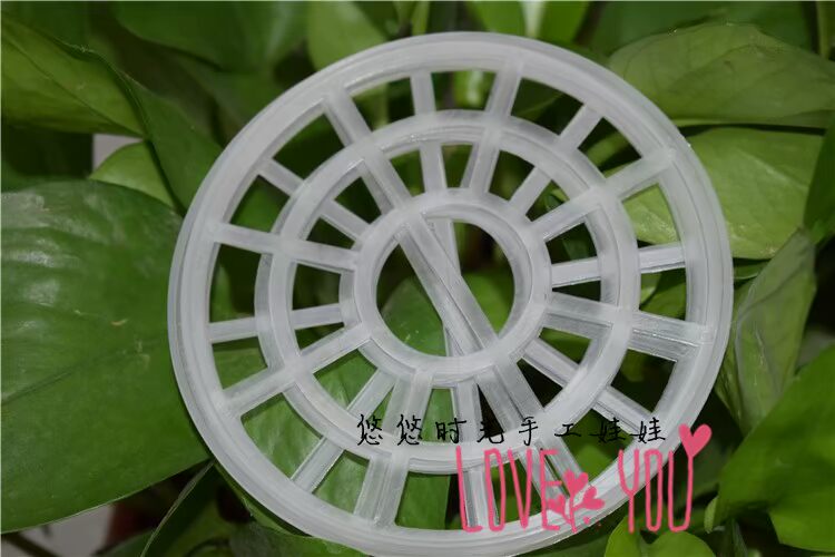 Nhầm lẫn búp bê hỗ trợ váy cưới hỗ trợ phụ kiện nhựa hỗ trợ đường kính 11CM nôi Barbie handmade búp bê khung bup bê chi bi