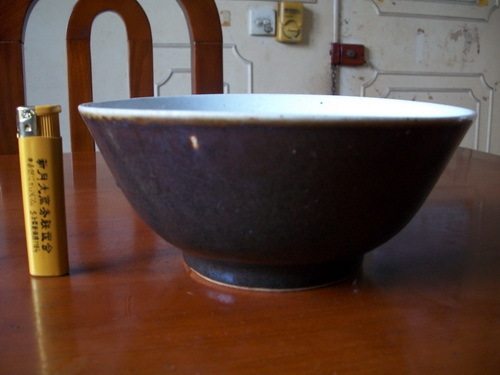 A large bowl of glaze