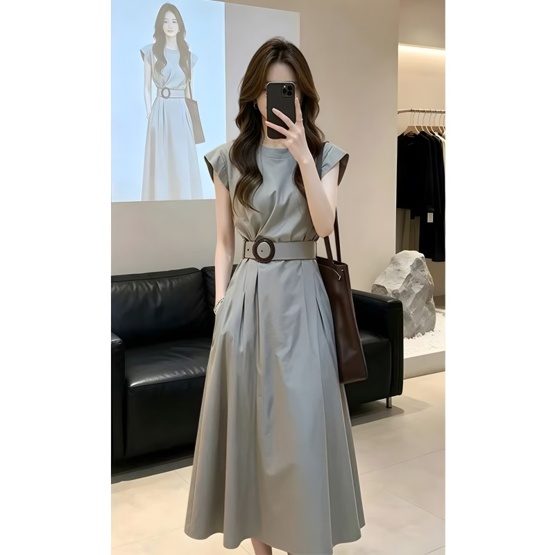 French-Style Stunning and Trendy Waist-Cinching Design Simple Dress for Women, Summer 2026 New Model, Light Luxury and High-End Long Dress French-Style Stunning and Trendy Waist-Cinching Design Simple Dress for Women, Summer 2026 New Model, Light Luxury and High-End Long Dress