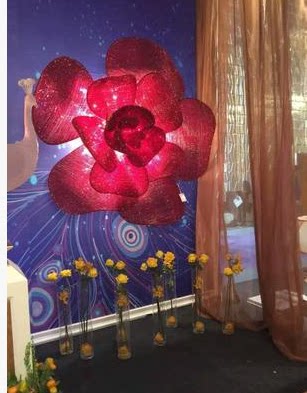 Creative Iron Art Lotus Wall-mounted Hollowed-out Peony Flowers Hotel Living Room Bar Villa Wall Decoration Custom