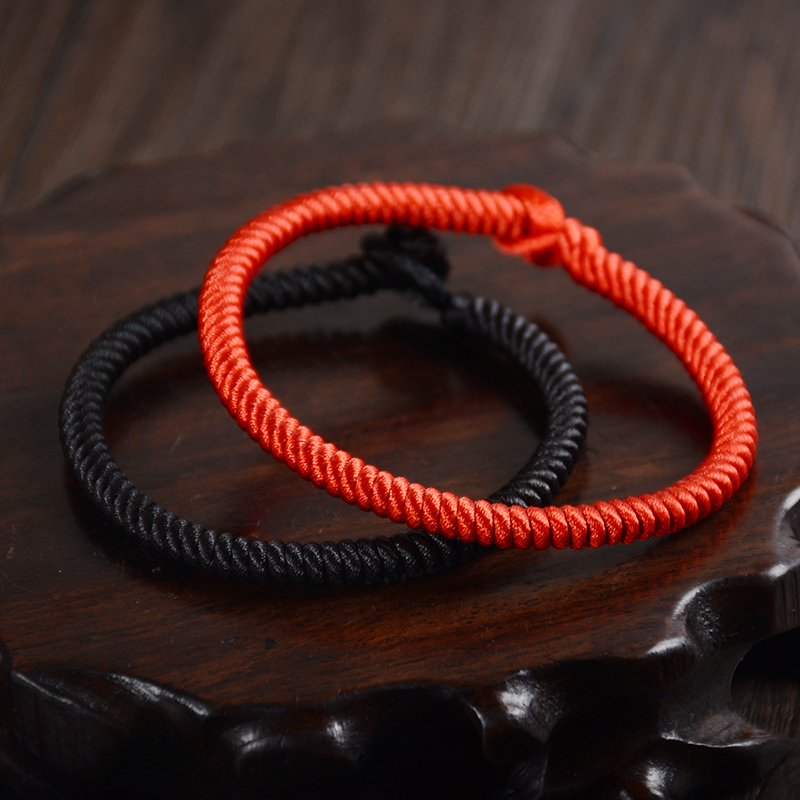 Lovers of the Woven Red Hand-made Rope Minimalist male and female couples students' pure colour plus rough and life-of-the-year hand rope