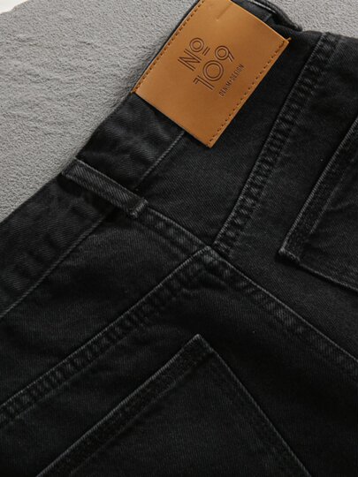 Black Denim Shorts for Women, Loose Fit, New 2025 European Style, High-End Fashion, A-Line, High-Waisted, Wide-Leg, Petite Hot Pants