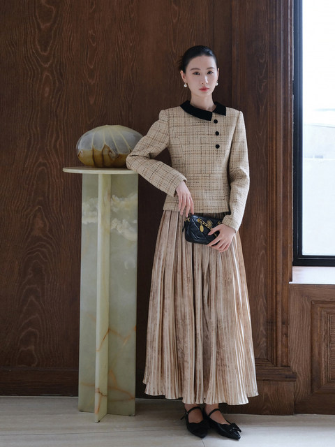 Xxning French-Style Color-Blocked Diagonal Lapel Chanel-Inspired Jacket for Women, New Autumn and Winter Design, Elegant Slim-Fit Top