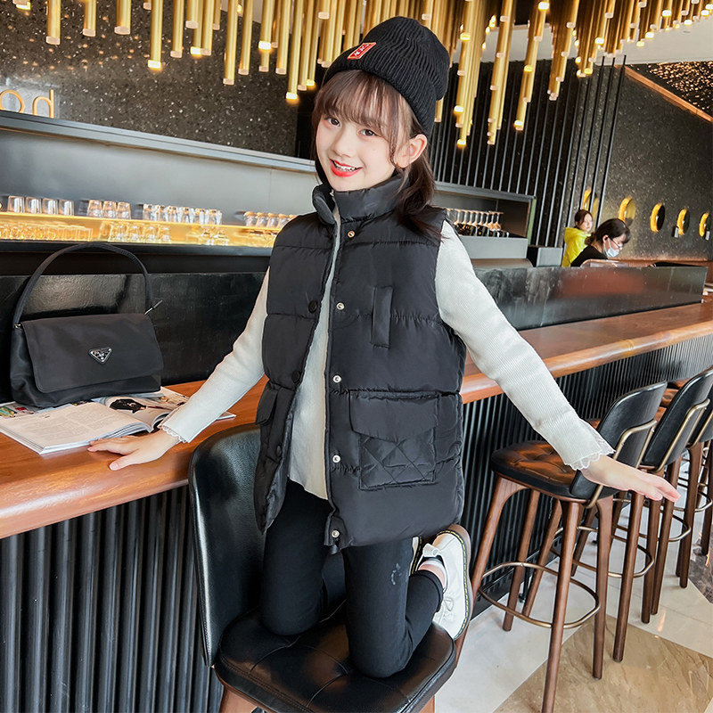 2022 New Child Mar Liard Winter thickens the baby of boys and girls wear the tide outside the shoulder of the feather cotton