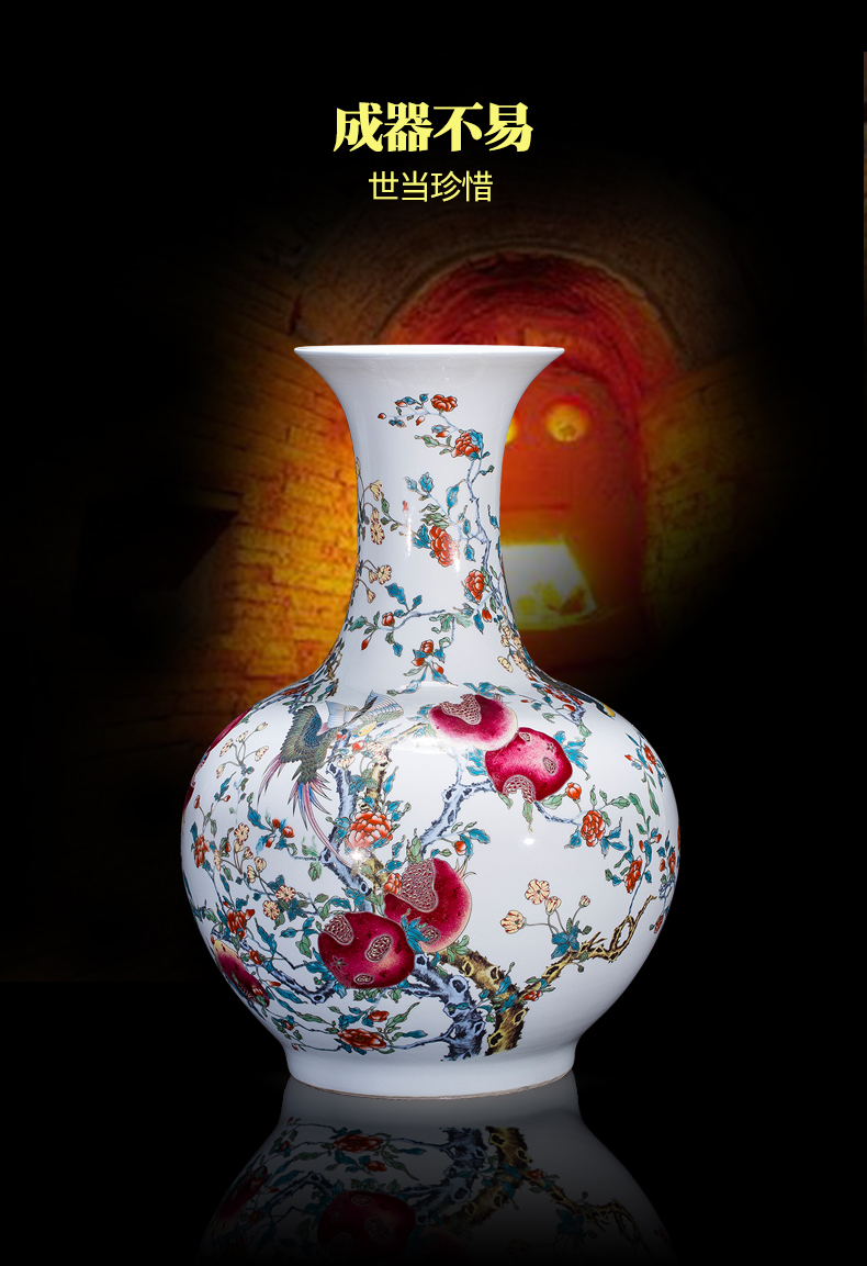 Jingdezhen ceramics antique imitation qianlong paint powder enamel vase sitting room adornment is placed large Chinese style decoration