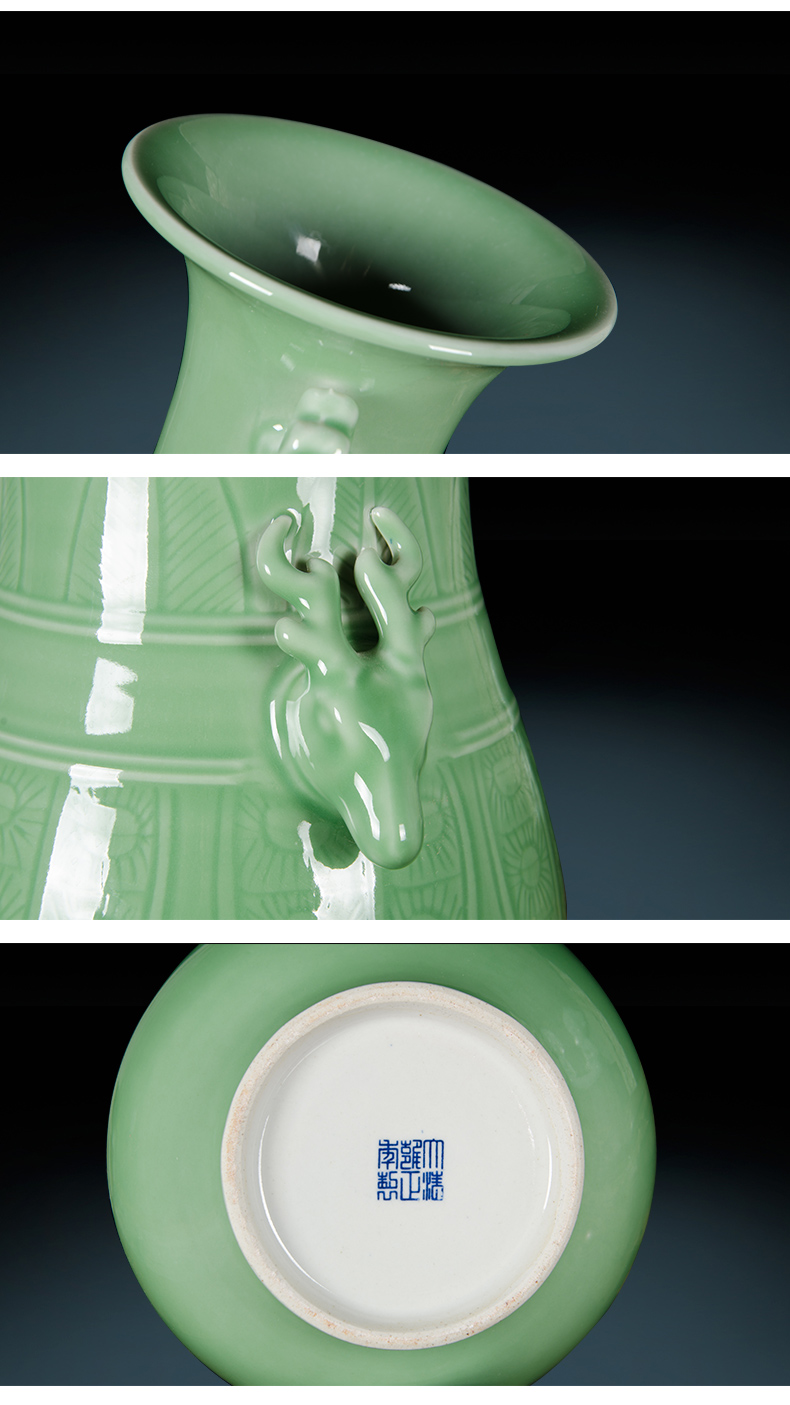 Jingdezhen ceramics antique green glaze ears of the reward bottle of classical Chinese style living room TV cabinet decoration rich ancient frame furnishing articles