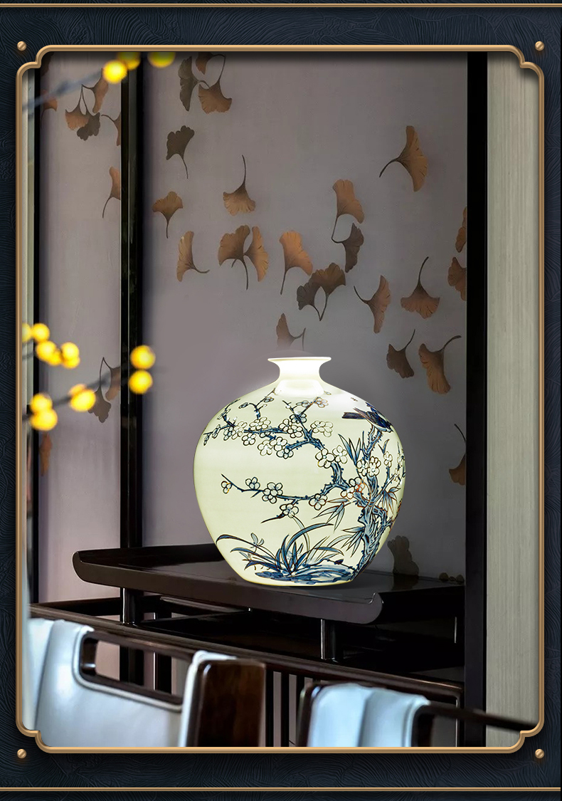 Jingdezhen ceramics vase hand - made paint pomegranate bottles of furnishing articles new Chinese flower arranging rich ancient frame sitting room adornment