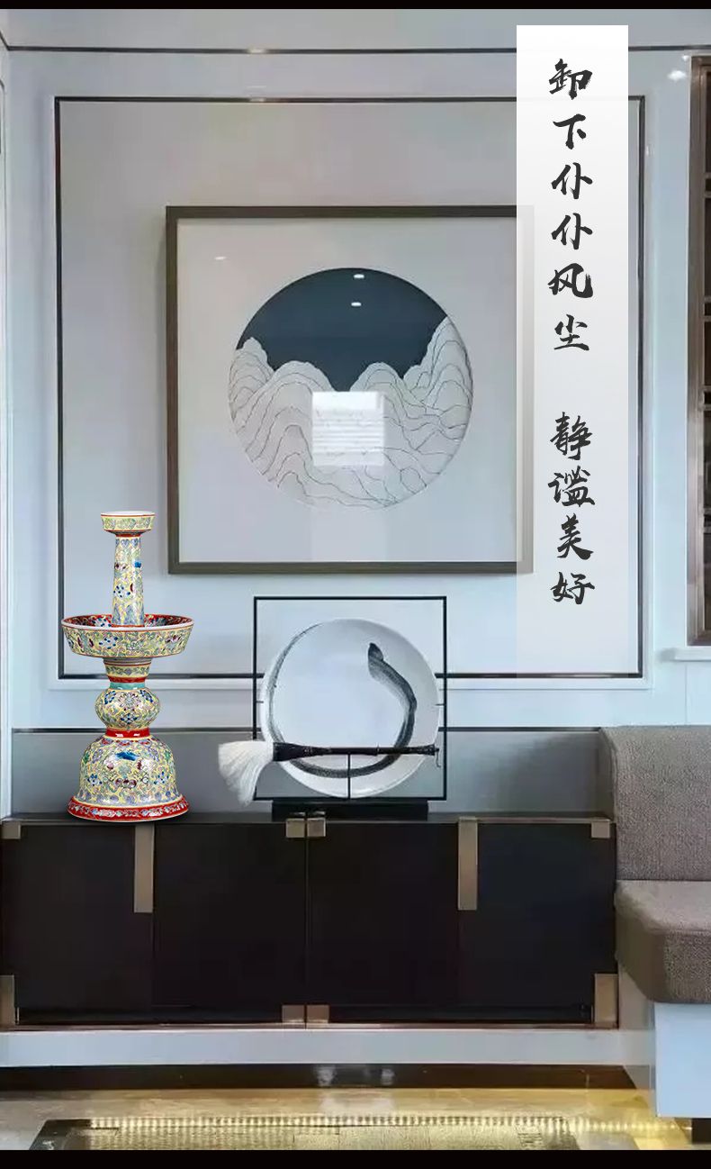 Jingdezhen hand - made ceramic colored enamel based stick incense buner of Chinese style antique handicrafts creative sitting room adornment is placed