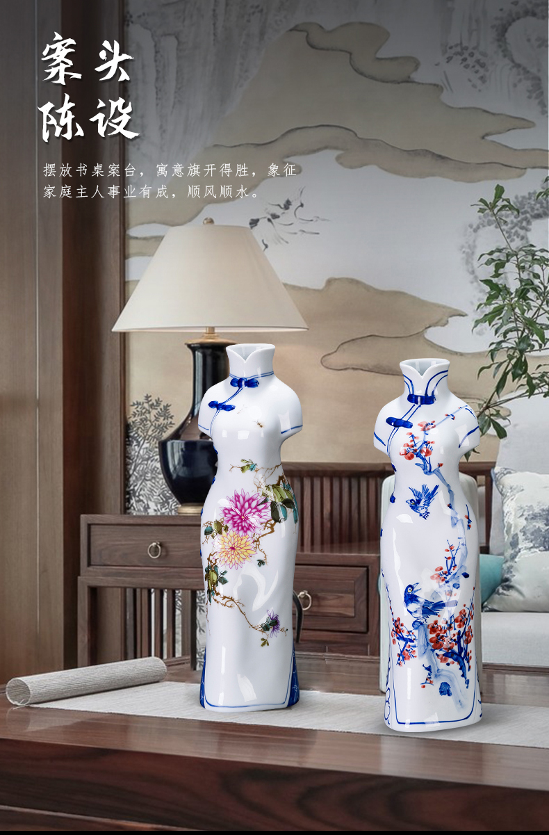 Blue and white cheongsam jingdezhen ceramics hand - made furnishing articles sitting room ark, rich ancient frame home decoration creative process