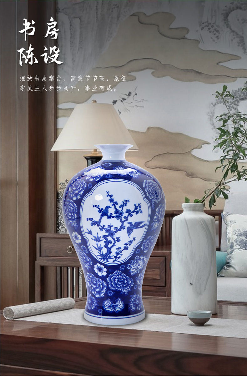 Jingdezhen ceramic antique Chinese style living room lucky bamboo of blue and white porcelain vase rich ancient frame process study adornment furnishing articles