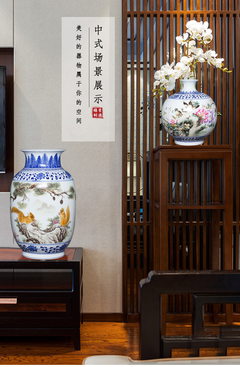 Jingdezhen ceramics bucket color of blue and white porcelain vase flower arranging the new Chinese rich ancient frame sitting room adornment is placed