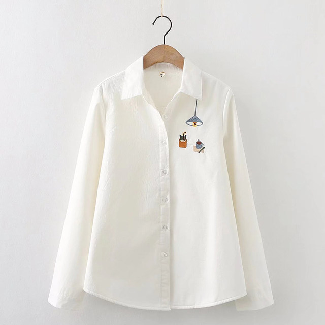 2022 autumn and winter literature and art small fresh chandelier embroidery plus velvet cotton shirt female students warm white bottoming shirt