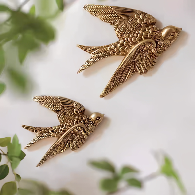 Flying Swallow Wall Hanging European Style Wall Decoration Light Luxury Living Room Bedroom Wall Piece Creative Little Swallow Hanging Ornament Photo Wall Decorative Painting