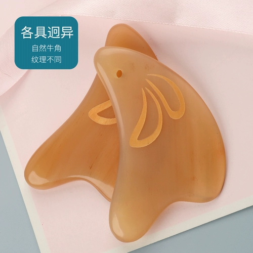 Рога из белой воды на сокрушите тело, соскабливание лица, женское лицо красотка шейка матки и шейный позвоночник, универсальное целое тело