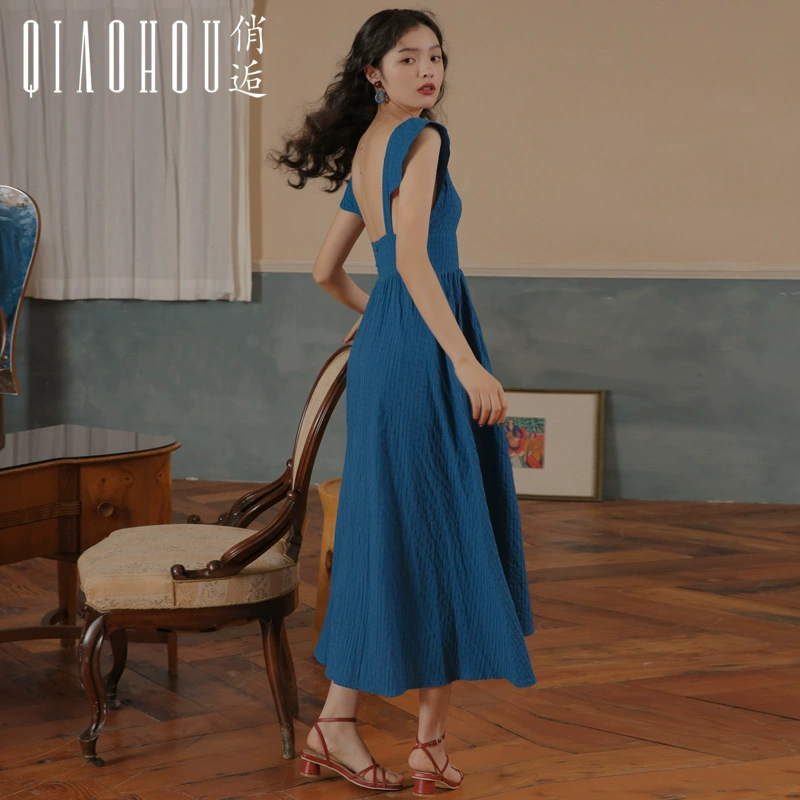 Retro Pháp niche váy nữ mùa hè sexy hở lưng váy bay tay áo cao eo váy mỏng kỳ nghỉ váy dài cổ tích - Váy eo cao