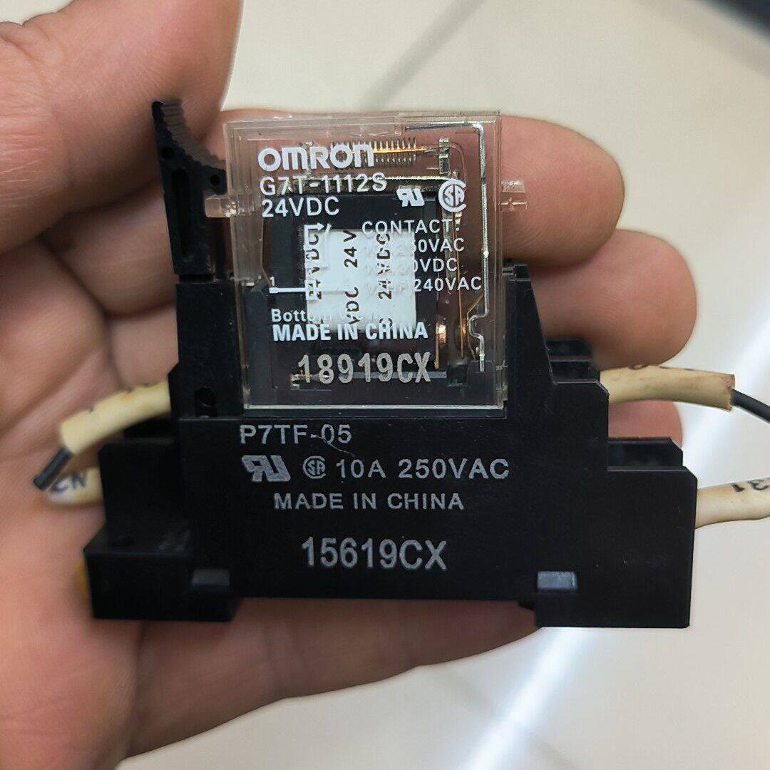继电器G7T-1112S 24VDC 带底座P7TF-